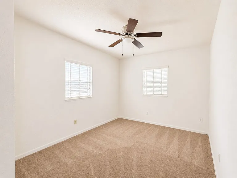 1540 Oneco Ave — Photo 5
