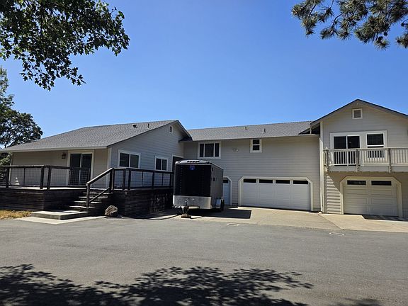 2nd image of 780 W Cotati Ave