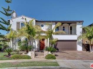 8004 Ocean Bluff Dr, Los Angeles, CA 90045