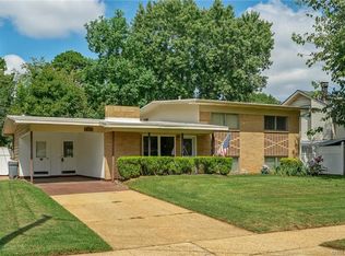 1303 Holiday Pl, Bossier City, LA 71112