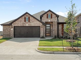 1248 Arrowwood Dr, Aubrey, TX 76227