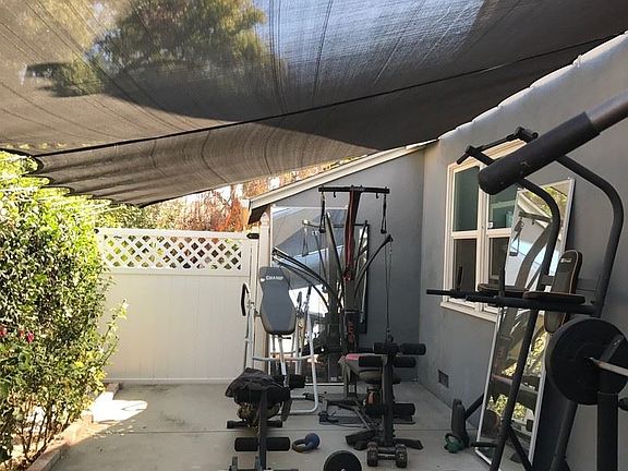 4th image of 6465 Forbes Ave