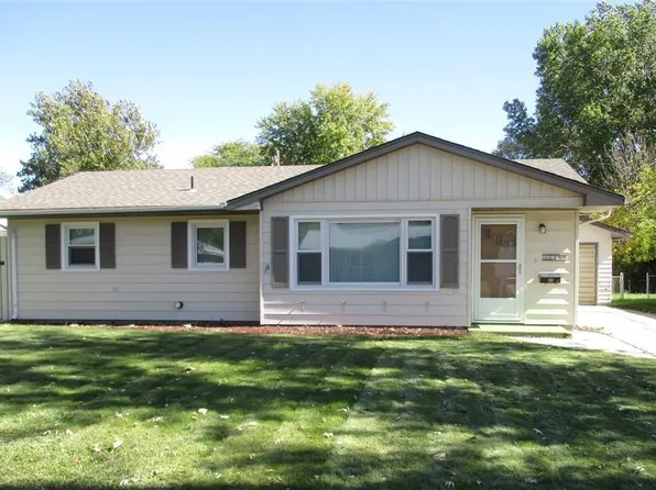 3615 Avenue F, Kearney, NE 68847
