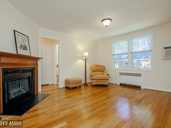 2nd image of 100 N George Mason Dr APT 4