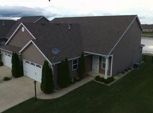 2208 S Cyprus Pt, Urbana, IL 61802