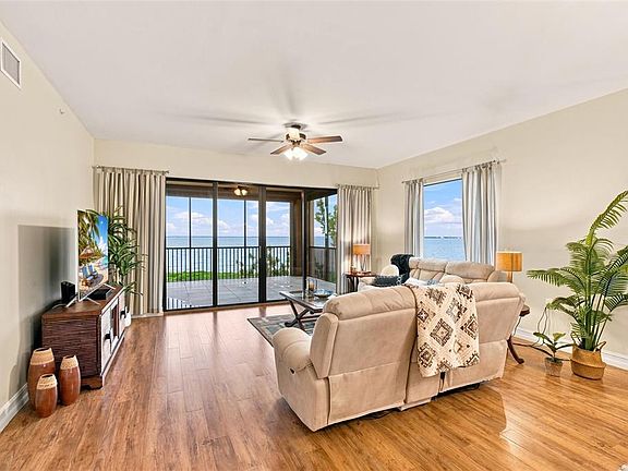 4th image of 87 VIVANTE BOULEVARD #206