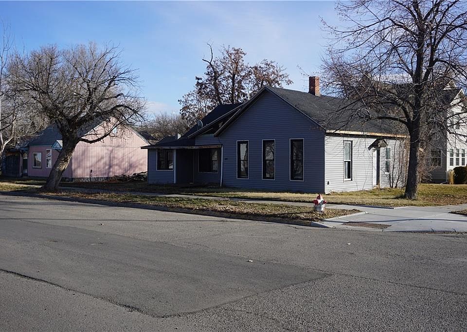 1st image of 3016 4th Ave S