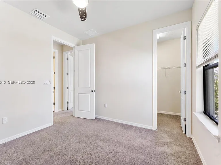 2485 Primrose Pl — Photo 27
