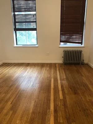 Rented by Alexander Bilu, LREB | media 6