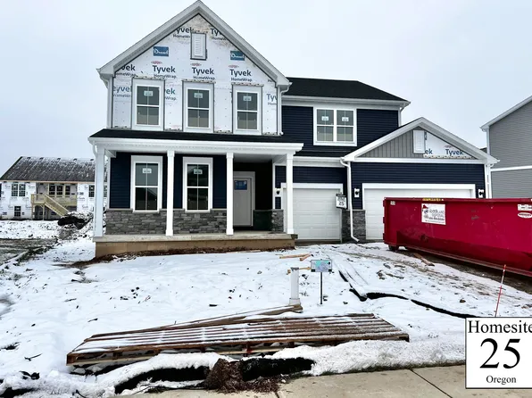 1074 Oregon Parks Ave, Oregon, WI 53575