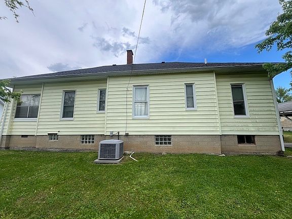 5th image of 409 E Everett St