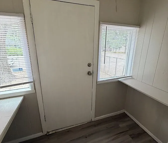 2602 E Dale St #1 — Photo 2