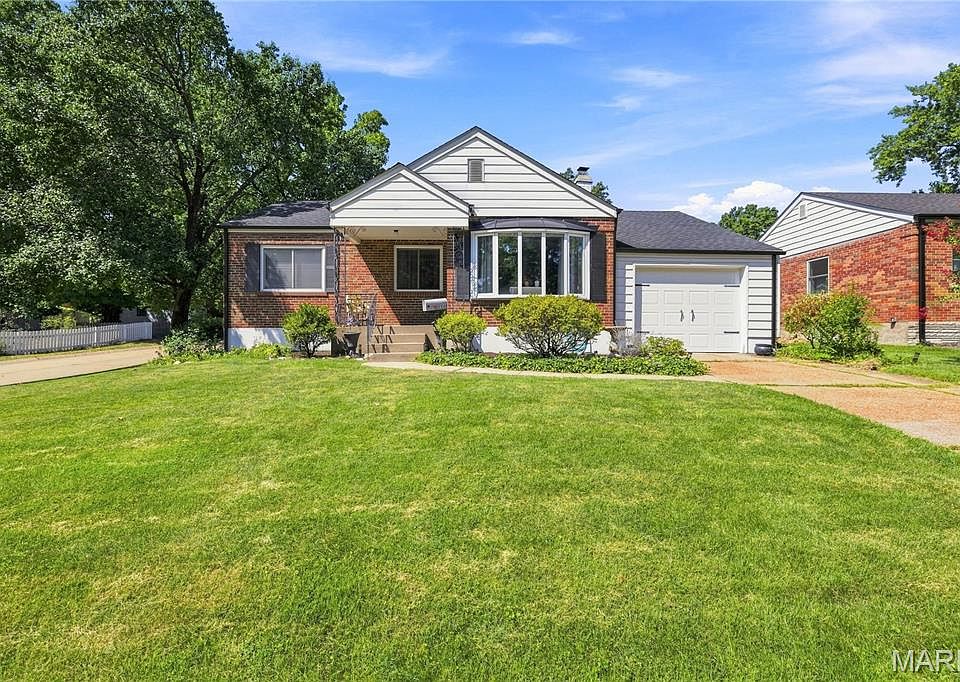 1st image of 1341 Pinetree Ln