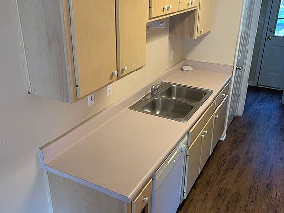 4th image of 2287 Hartsfield Way