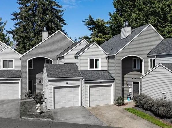 5225 Jean Rd APT 205, Lake Oswego, OR 97035