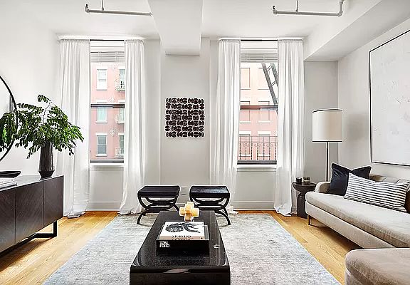5th image of 133 Mulberry St #3D