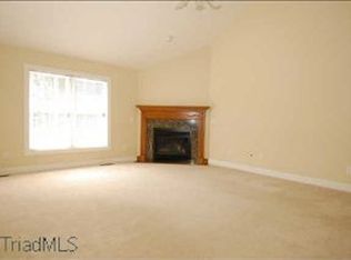 6805 Breckingridge Ln, Clemmons, NC 27012
