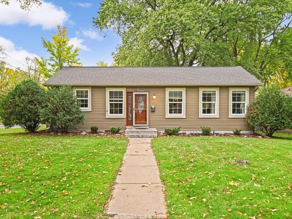 424 Monroe Ave S, Hopkins, MN 55343