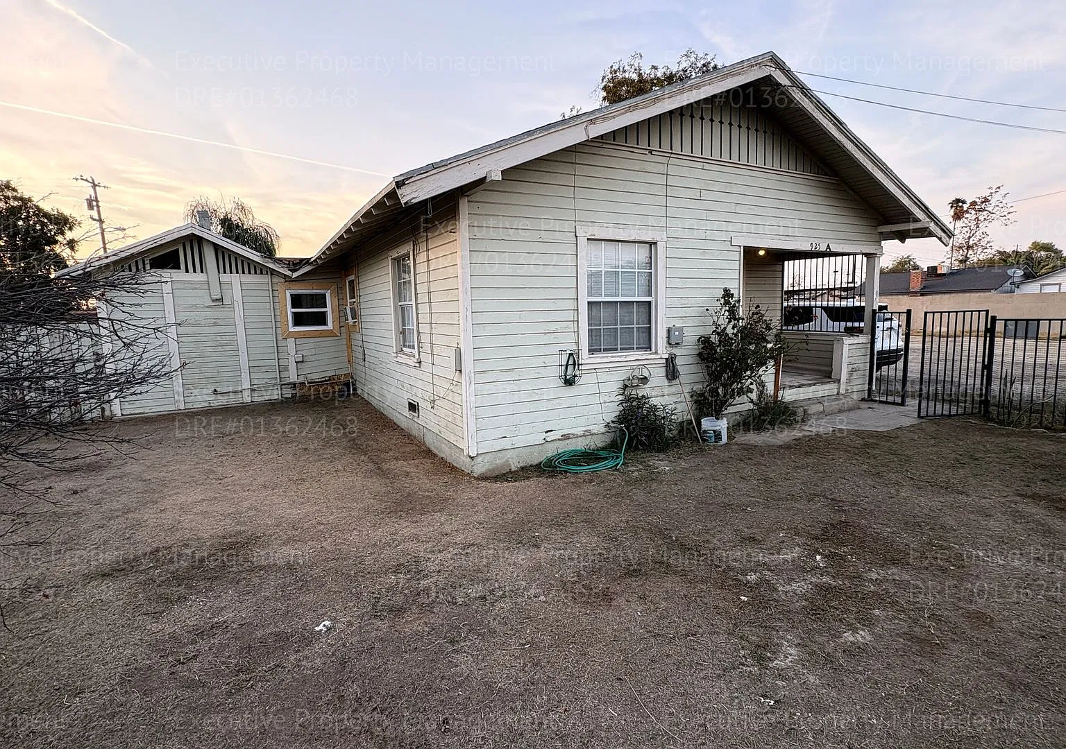925 Mount Vernon Ave — Photo 4