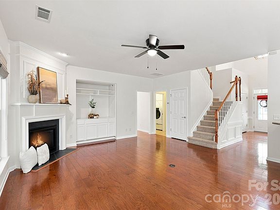 5th image of 10345 Scotland Ave