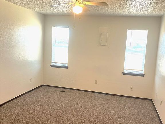 4th image of 1812 Wren St #1