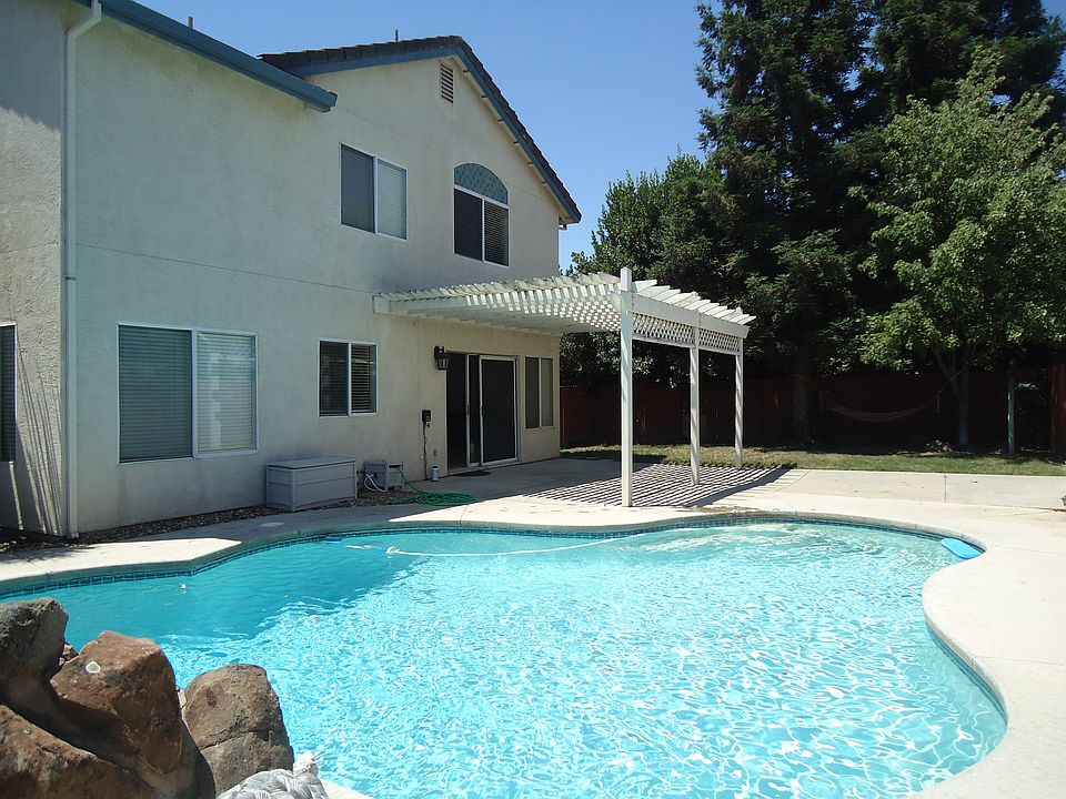2nd image of 937 Lake Canyon Ave