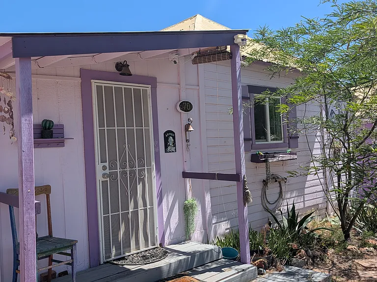 70 Pittsburg Ave — Photo 15