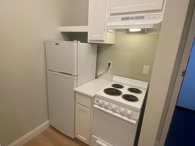111 Norway St #204 — Photo 10