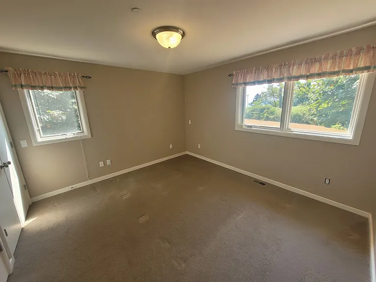 753 SW 201st St #A — Photo 7
