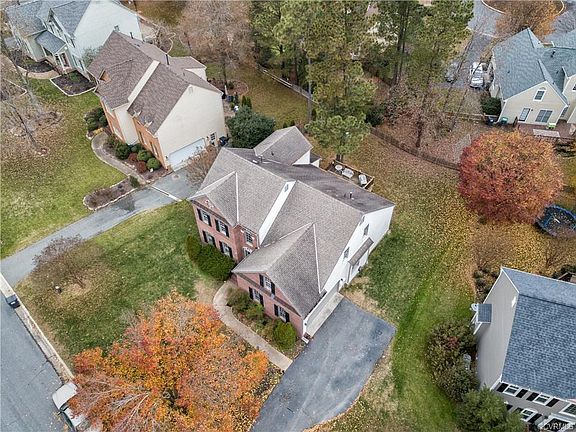 4th image of 6017 Glen Abbey Dr