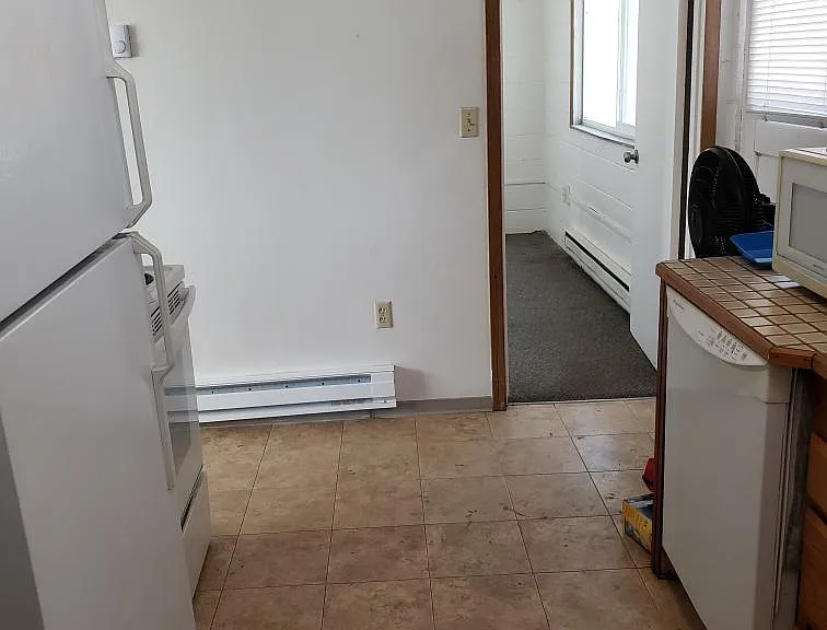 510 N Fig St — Photo 6