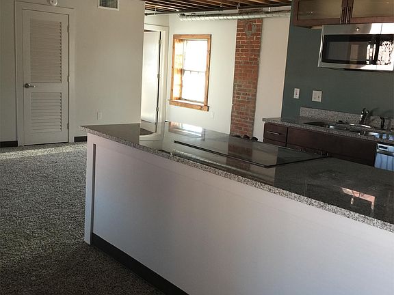 3rd image of 401 S 2nd St APT B301