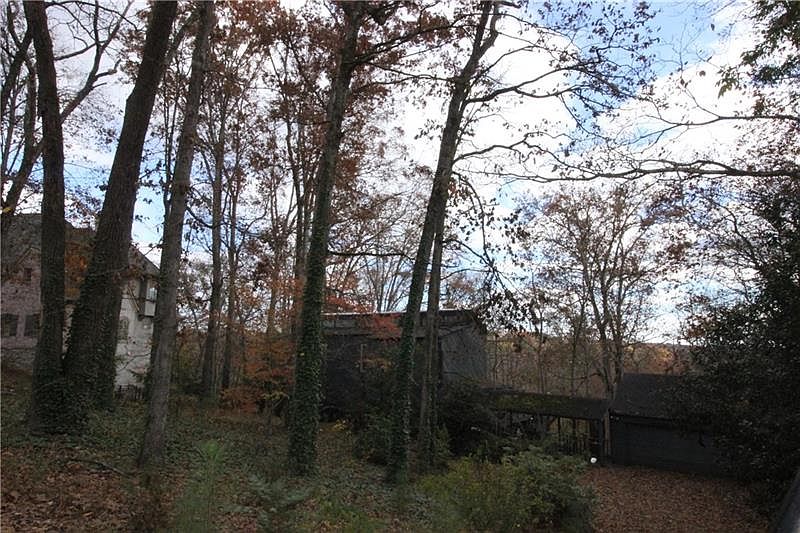 1st image of 481 Tam Oshanter Dr SE