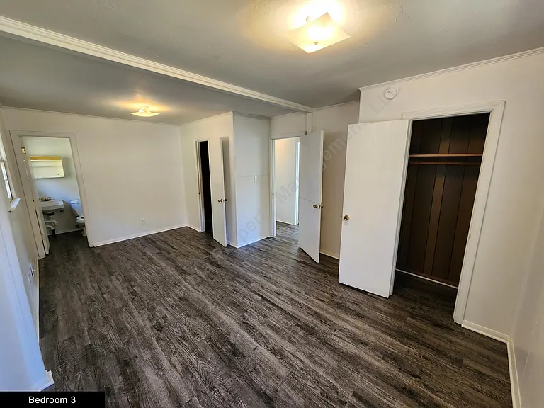 4516 Bluff Rd — Photo 14