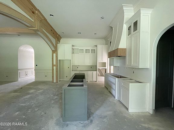 4th image of 309 Cliffside Dr