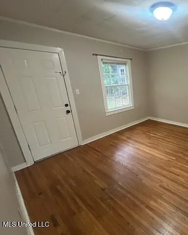 403 S Laurel St — Photo 8
