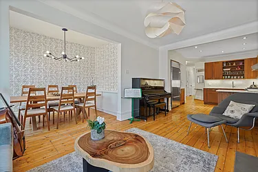 Sold by Avenue Sotheby's International Realty