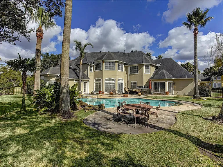 13703 Lakeshore Way Cv — Photo 41