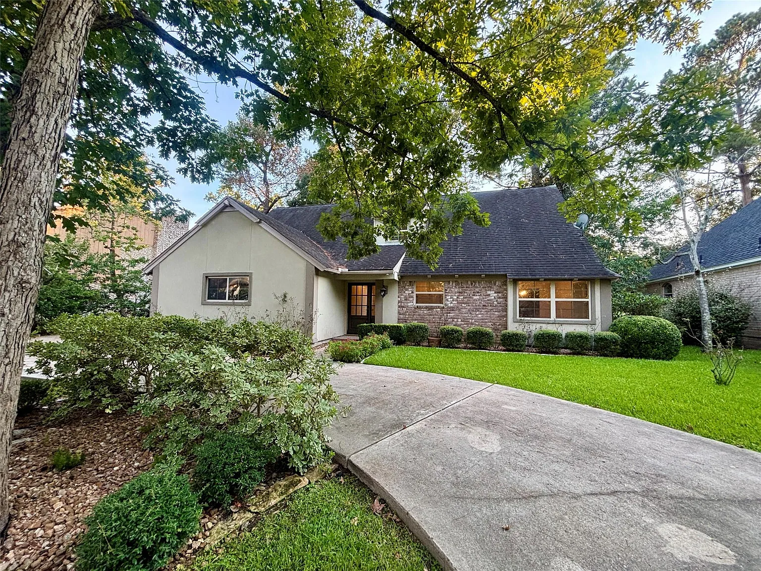 4 bed, 3.5 bath, 2316 sqft, $2,295 — Photo 3