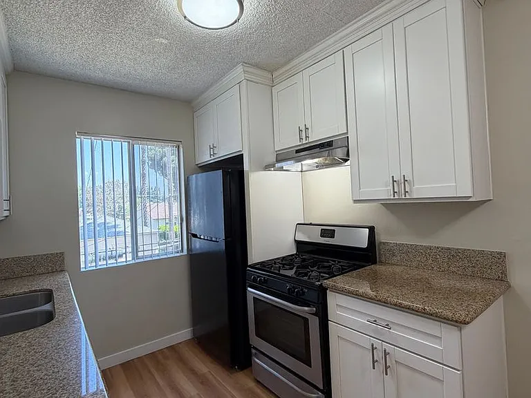 Stone Gate Apartments — Photo 66