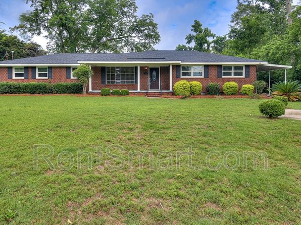 202 Spring Dr
