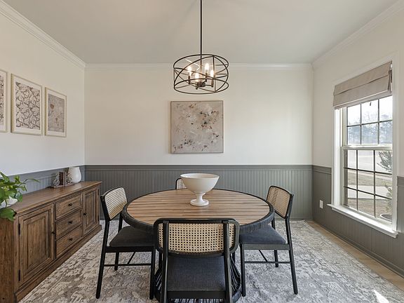 5th image of 1002 Maleventum Way