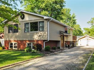 15231 Lavergne Ave, Oak Forest, IL 60452