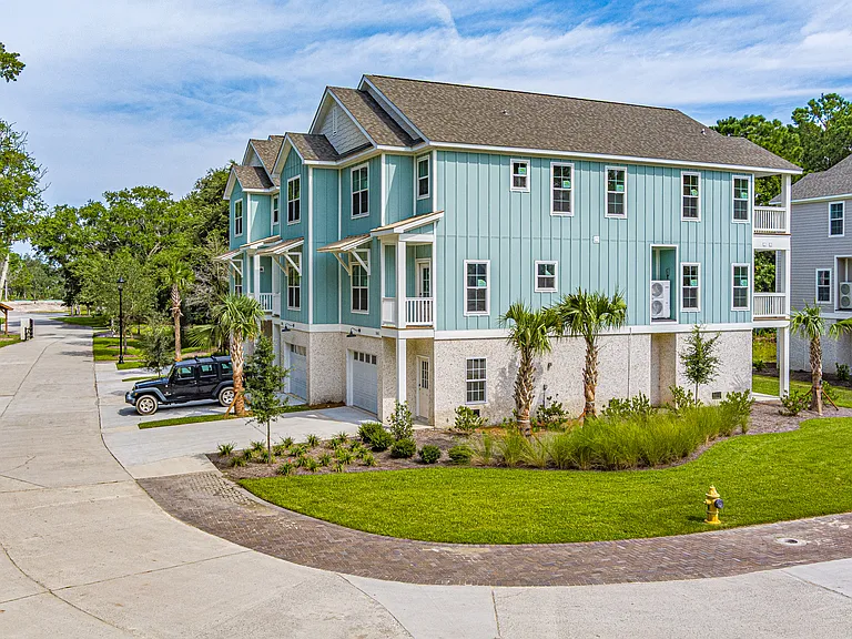 230 Olive Shell Ct — Photo 2