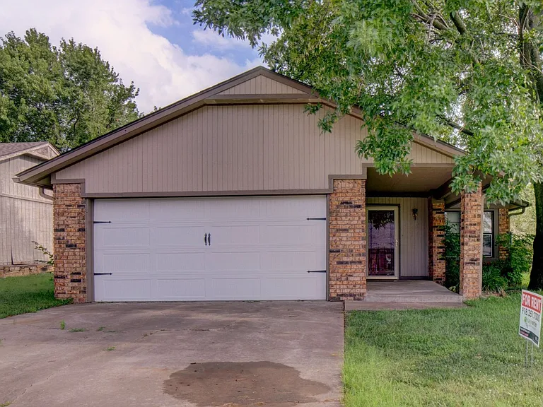2505 E Princeton St — Photo 23