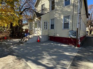 8 Elliott Pl APT 2, Hartford, CT 06114