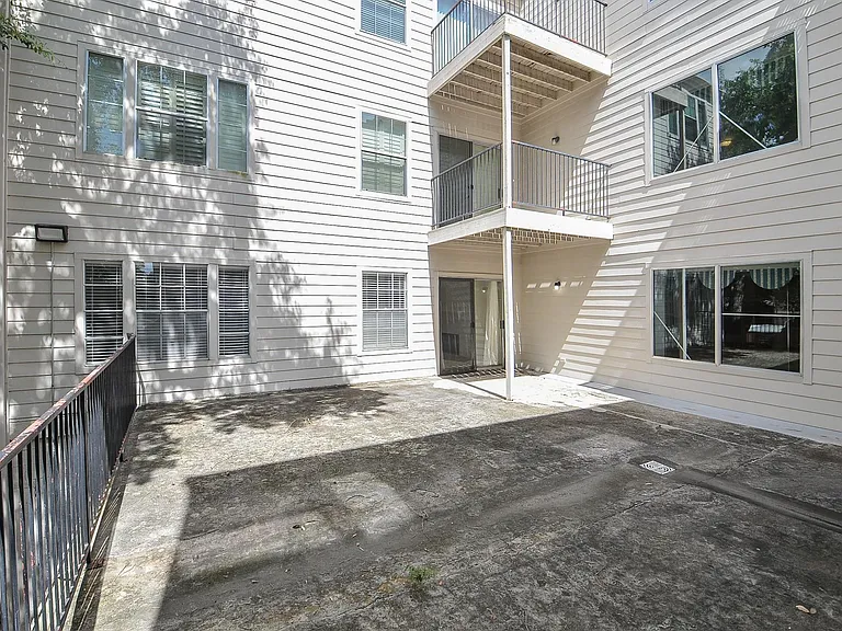 2333 Bering Dr #123 — Photo 25