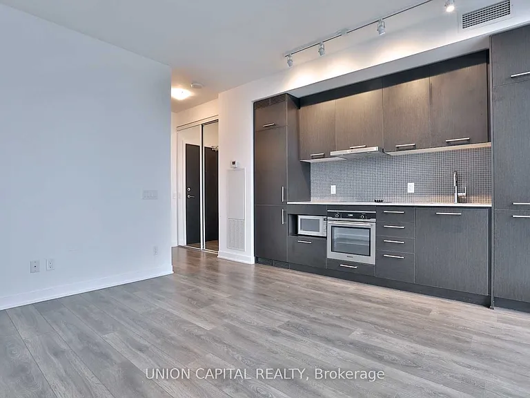 87 Peter St #1909 — Photo 14