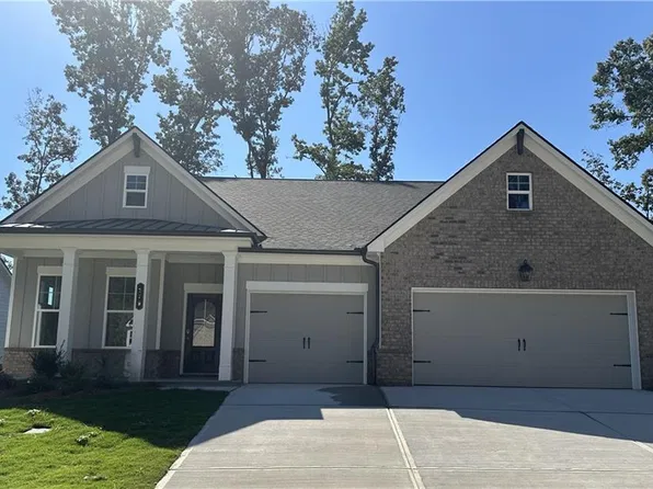 279 Rosewood Park Dr, Hoschton, GA 30548