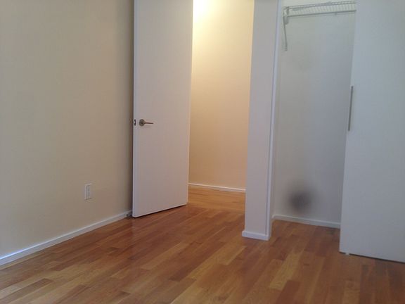 5th image of 565 W 148th St APT 22